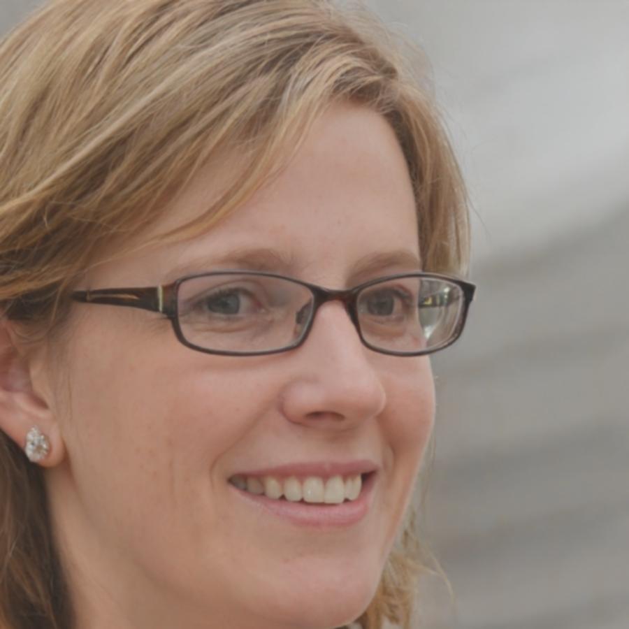 Elena Richter